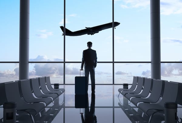 آیا بهترین روش برای یادگیری زبان رفتن به یک کشور خارجی است؟