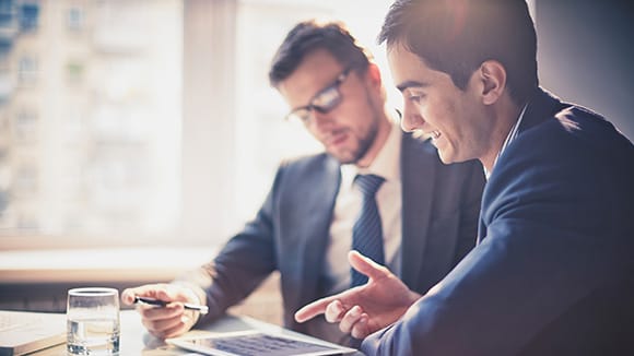 در اسپیکینگ آیلتس ممتحن به دنبال چیست؟