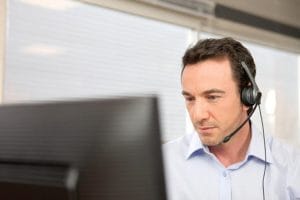 چگونه برای امتحان لیسنینگ آیلتس آماده شوید؟
