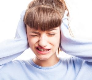 چطور مشکل سر و صدا در مرکز PTE را حل کنیم؟